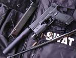 Glock 18, SWAT модификация с увеличенной обоймой на 31 патрон Посмотреть в полный размер